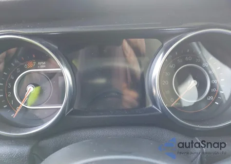 2021 Jeep Wrangler Unlimited Sport Altitude 4X4 из США, поврежденный, VIN 1C4HJXDN7MW814115